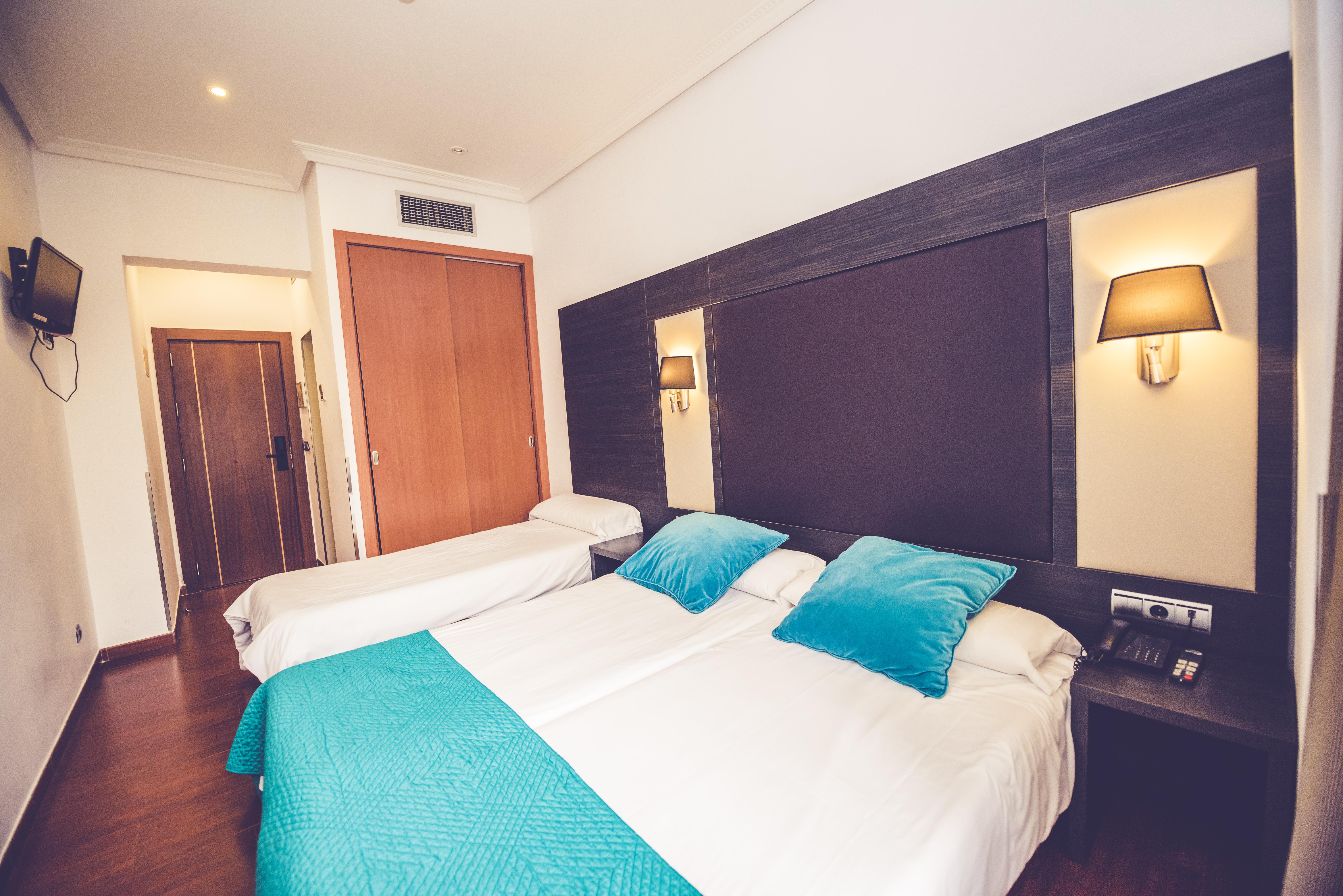 Hostal Sol Los Angeles Madryt Zewnętrze zdjęcie