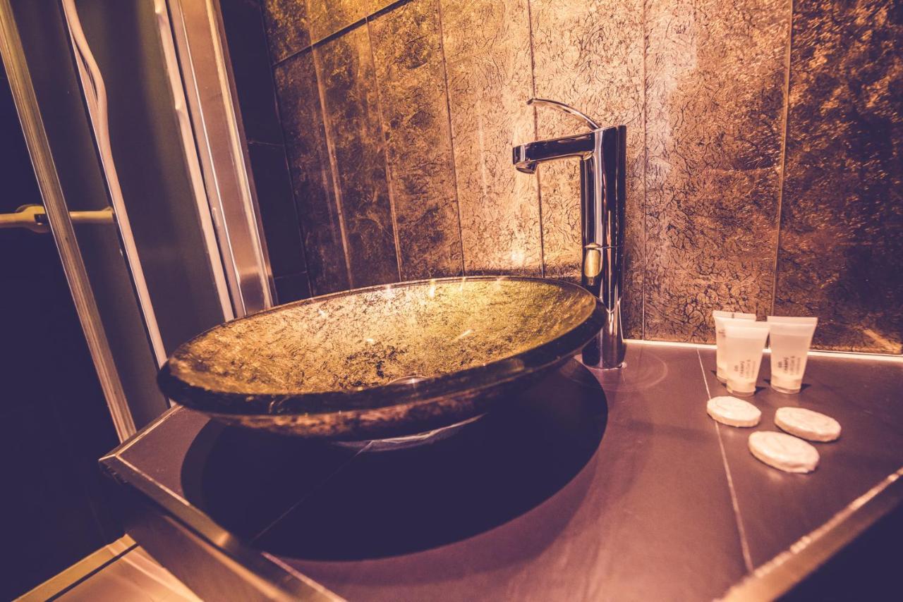 Hostal Sol Los Angeles Madryt Zewnętrze zdjęcie