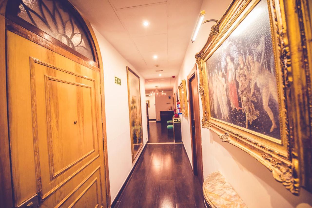 Hostal Sol Los Angeles Madryt Zewnętrze zdjęcie